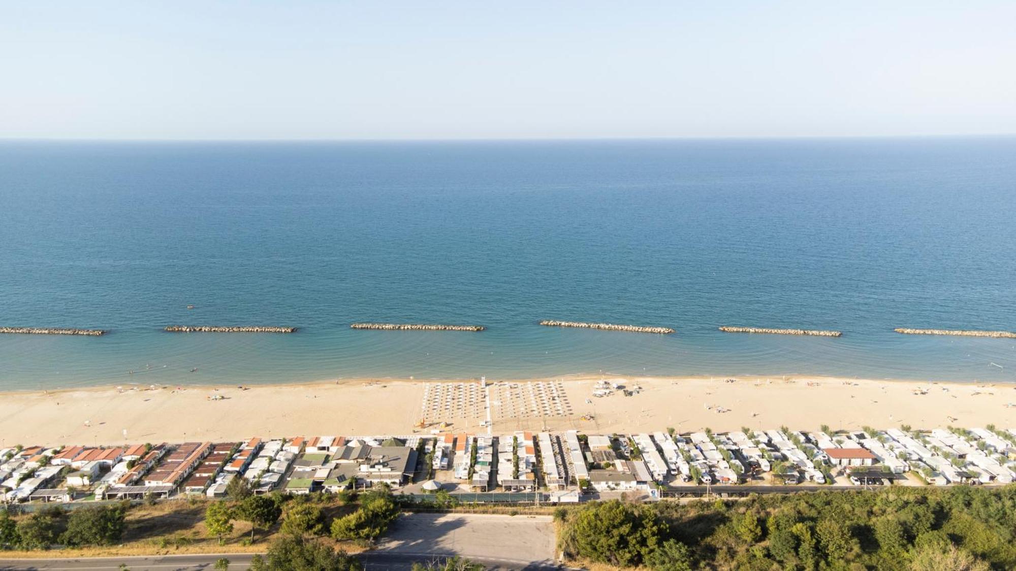 Camping Norina Pesaro Ngoại thất bức ảnh